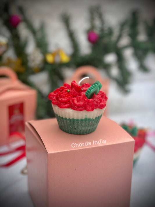 Santa’s Sweetheart  - CUPCAKE CANDLE