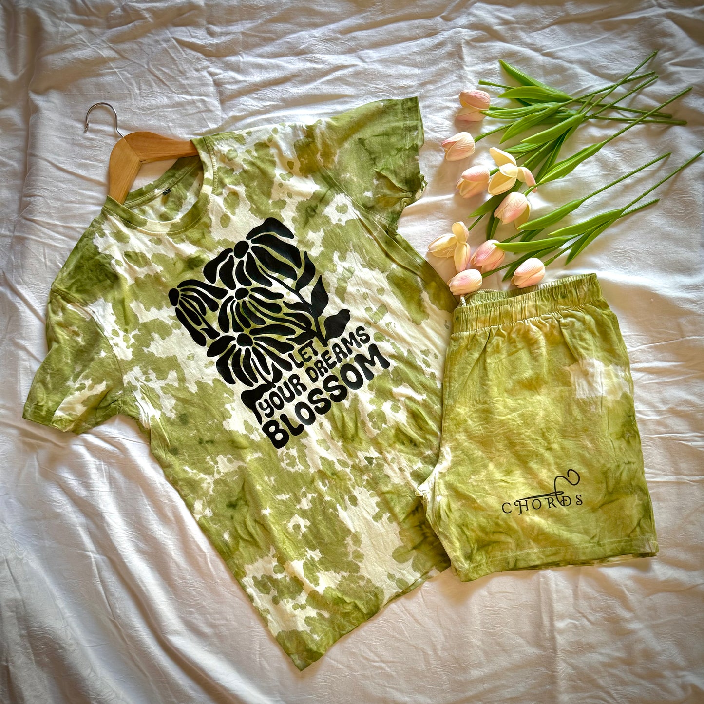 Tie Dye Graphic Set - 03