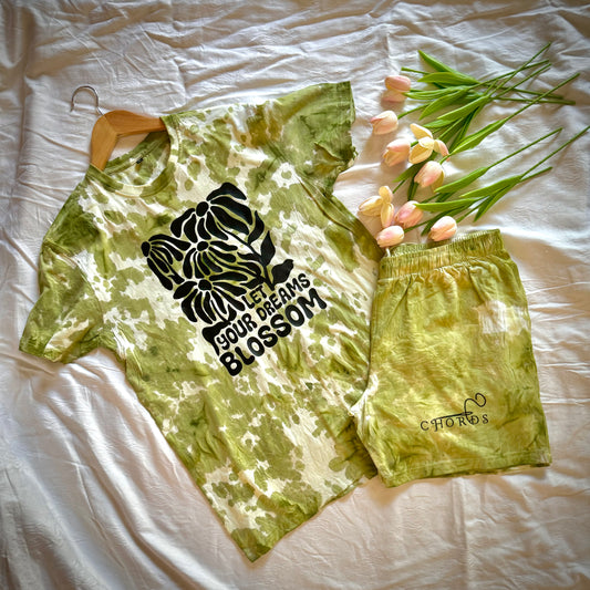 Tie Dye Graphic Set - 03