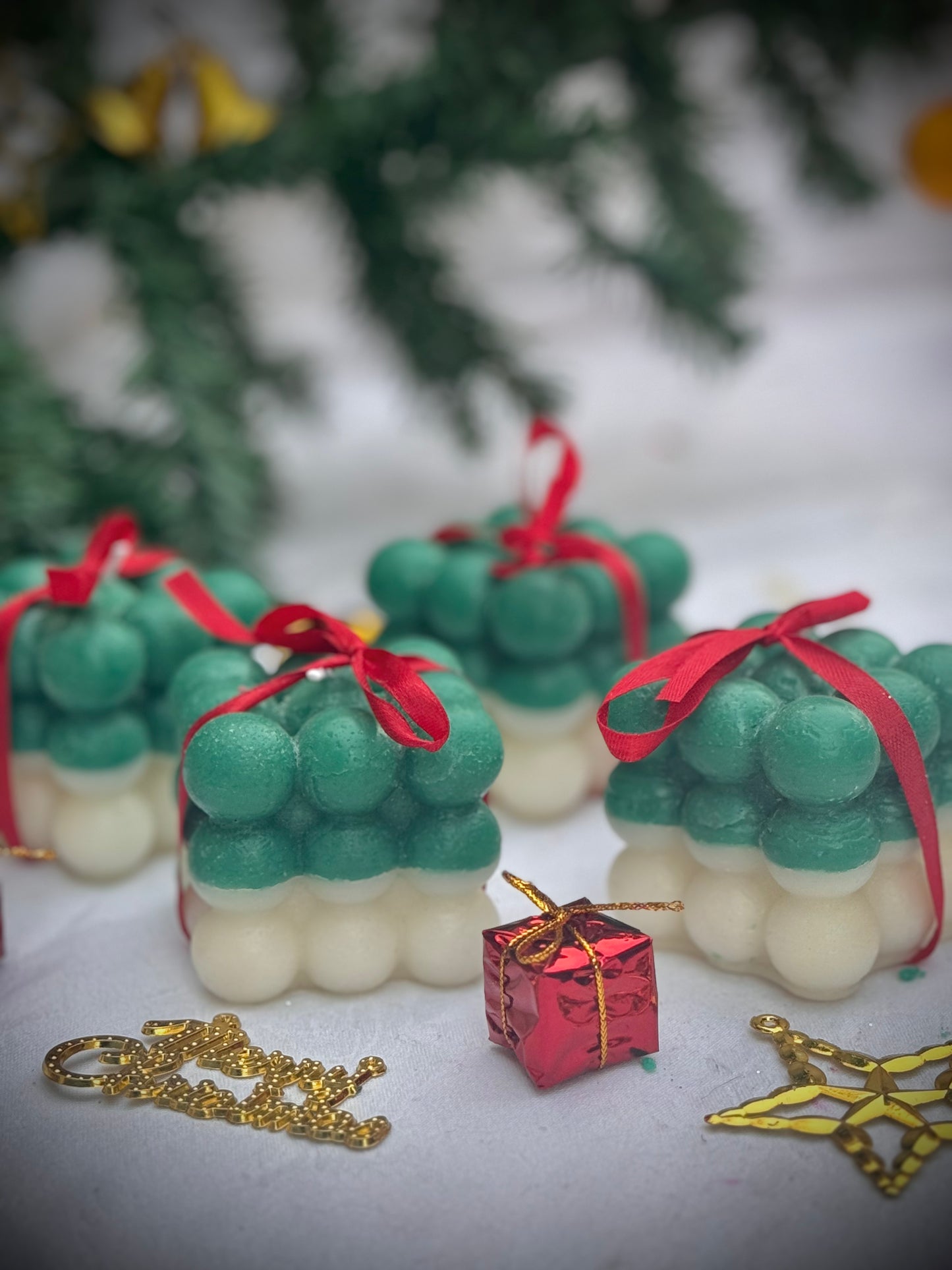 Festive Bubble Candle - GREEN & WHITE