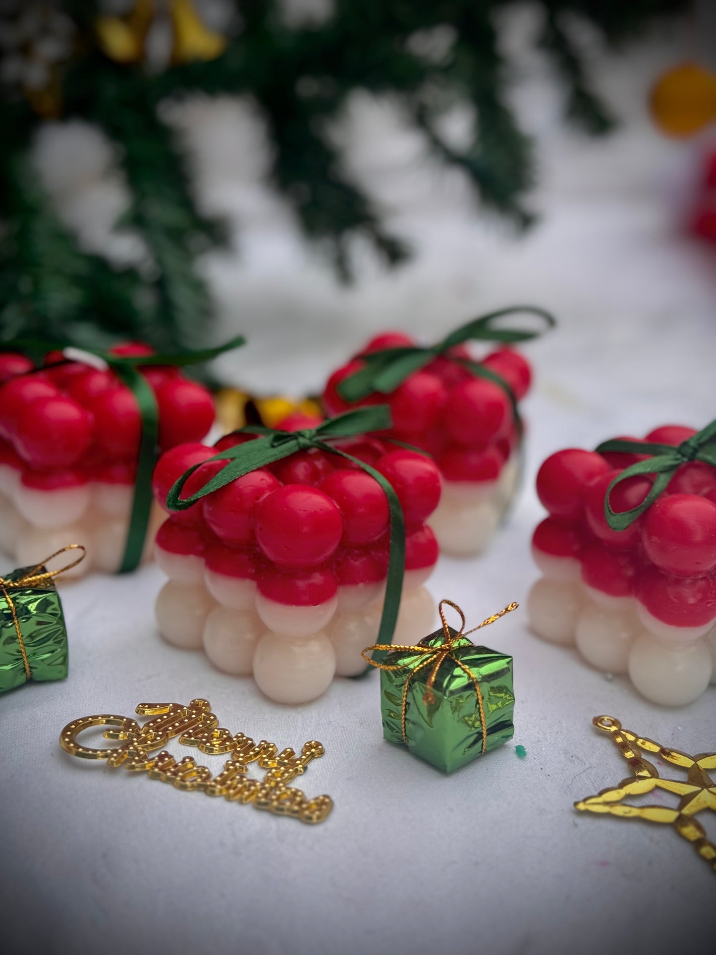 Festive Bubble Candle - RED & WHITE