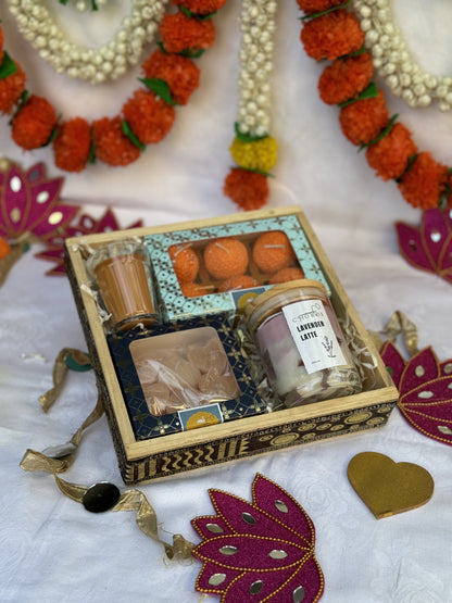 Candle Light Hamper